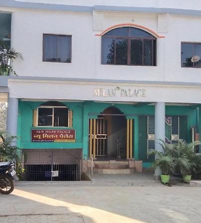 New Milan Palace, Deoghar Exterior photo